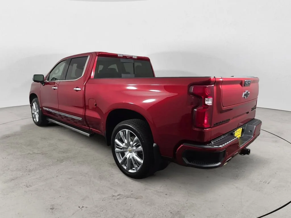 Used 2024 Radiant Red Tintcoat Chevrolet High Country image 4