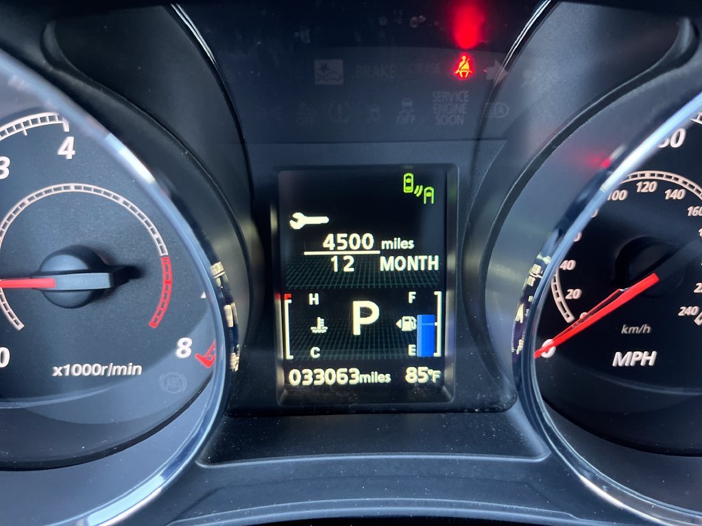 Used 2025 Silver Mitsubishi  image 18