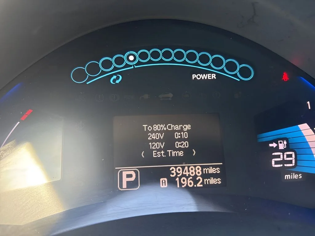 Used 2012 White Nissan SV image 22