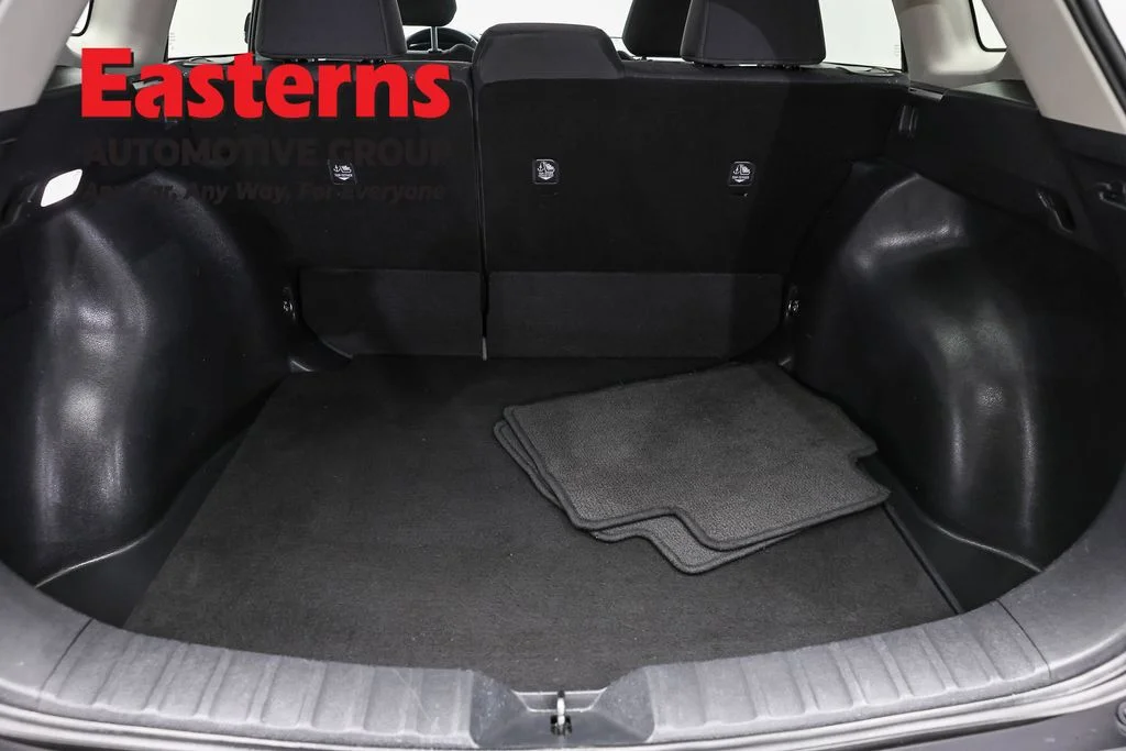 Used 2025 Silver Toyota LE image 9