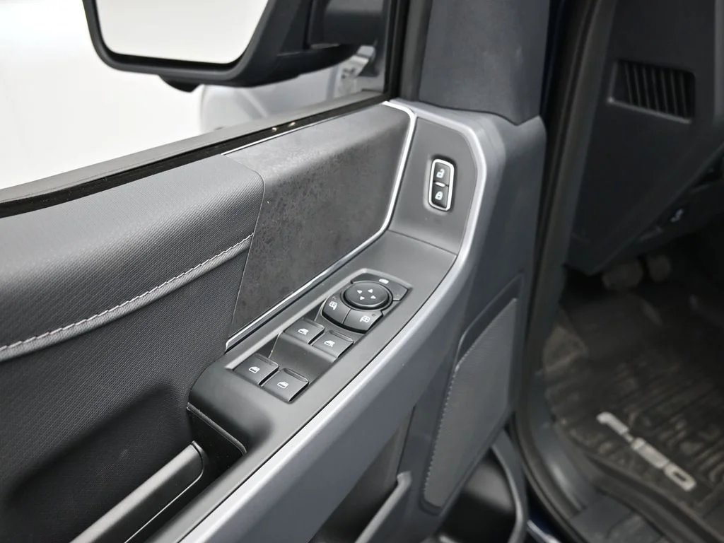 New 2026 Blue Ford XLT image 10