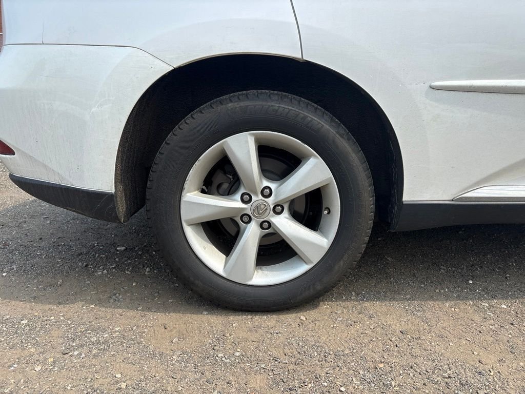 Used 2012  Lexus 350 image 18