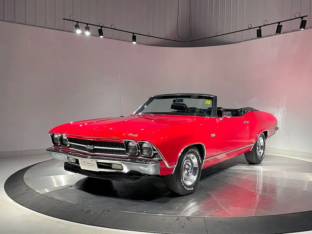Used 1969 Red Chevrolet  image 2