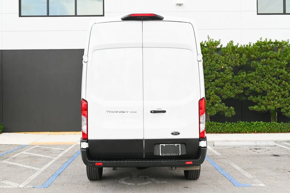Used 2023 White Ford Base image 5