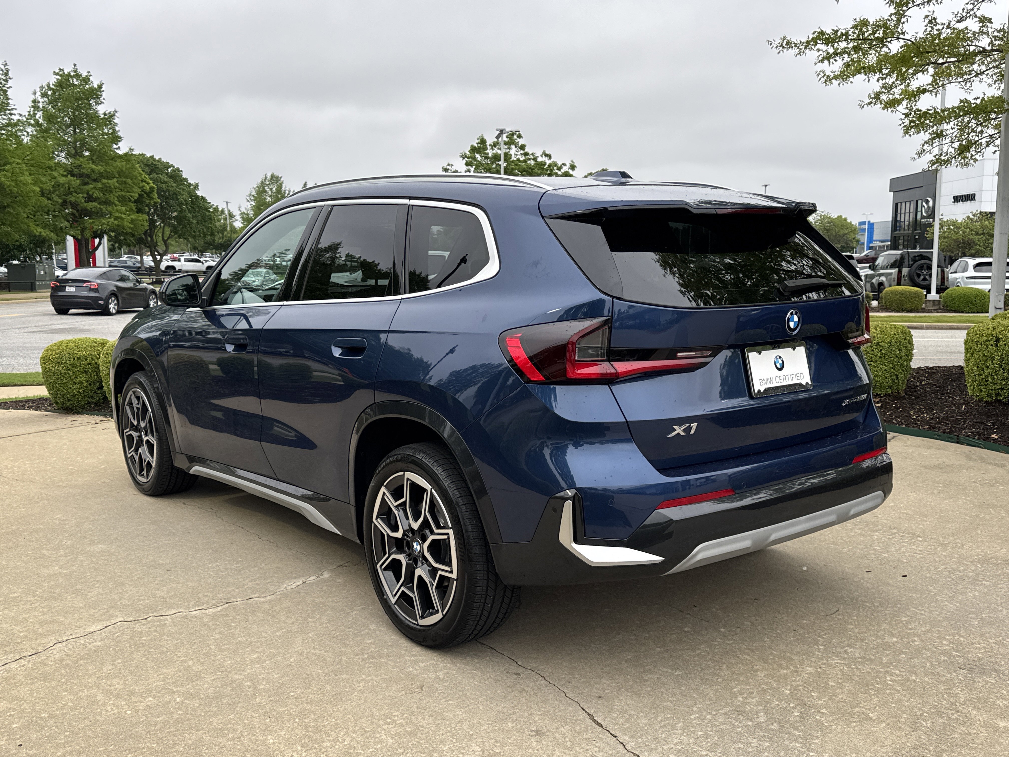 2025 BMW X1 28i - Photo 3