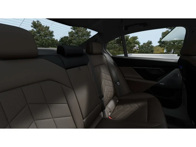 New 2027 Alpine White BMW 540i xDrive image 12