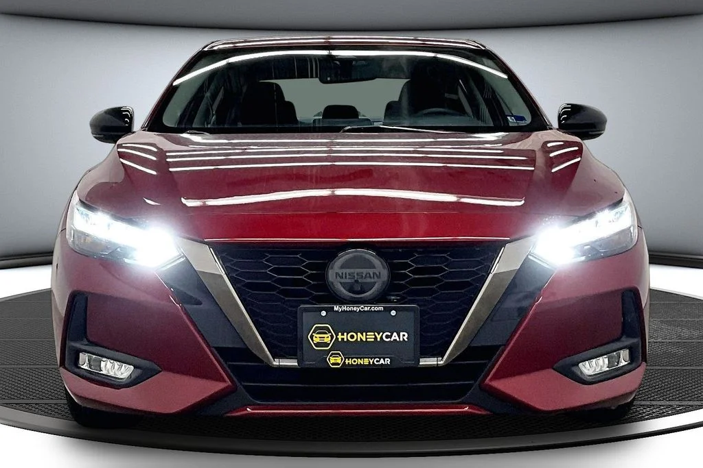 Used 2023 Red Nissan SR image 2