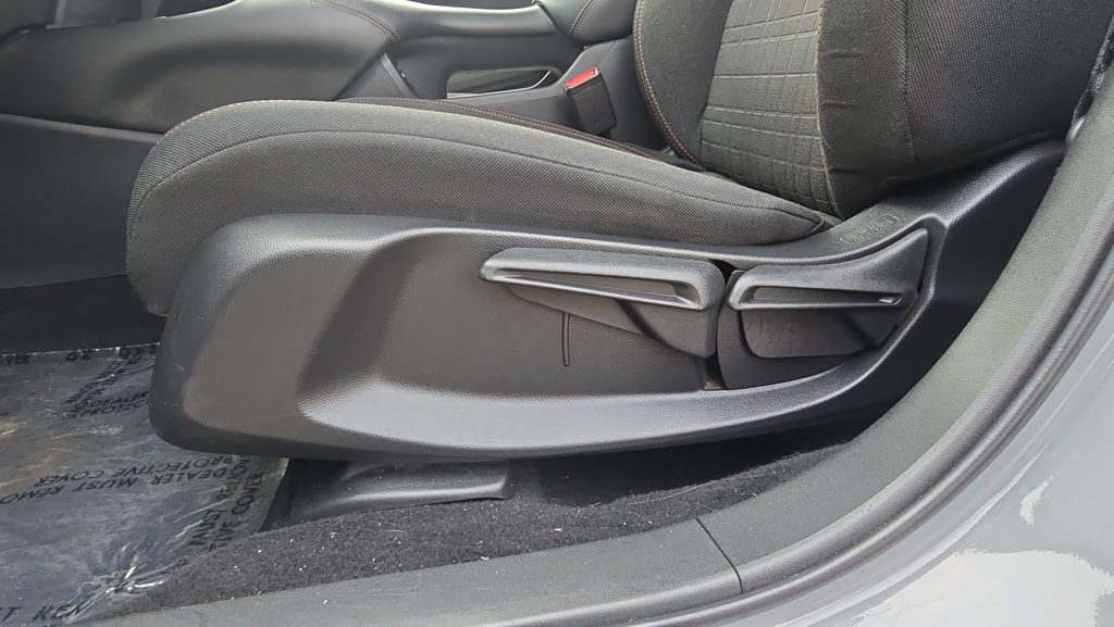 Used 2024  Honda Sport image 18