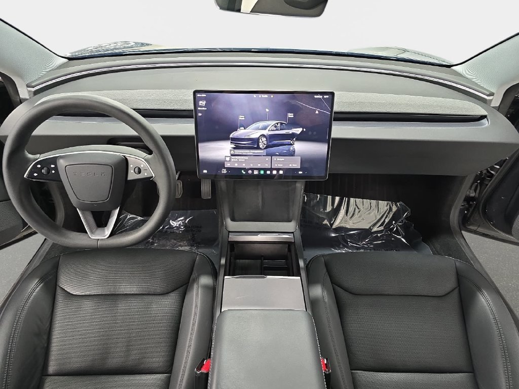 Used 2025  Tesla  image 12