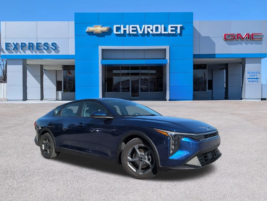 Used 2025 Blue Kia LXS image 1