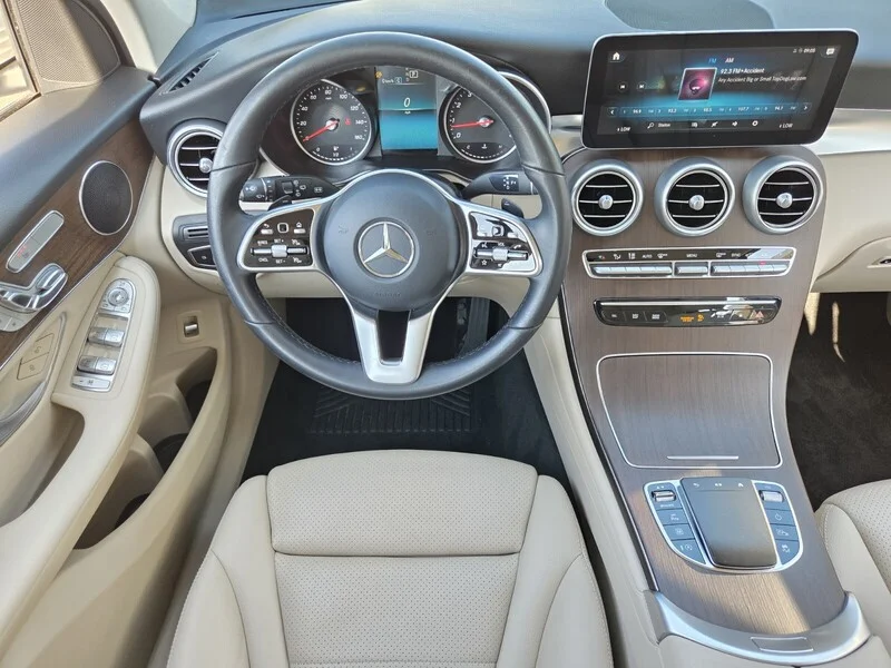 Used 2021 Polar White MERCEDES-BENZ GLC 300 SUV image 14