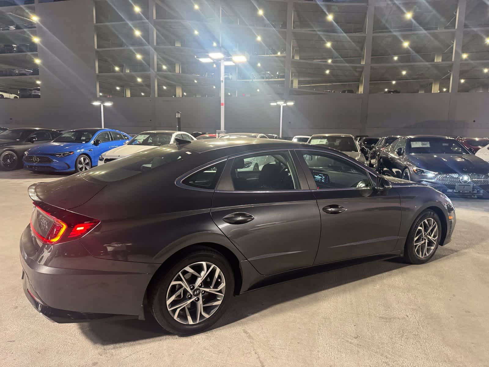 Used 2023 Portofino Gray Hyundai SEL image 3