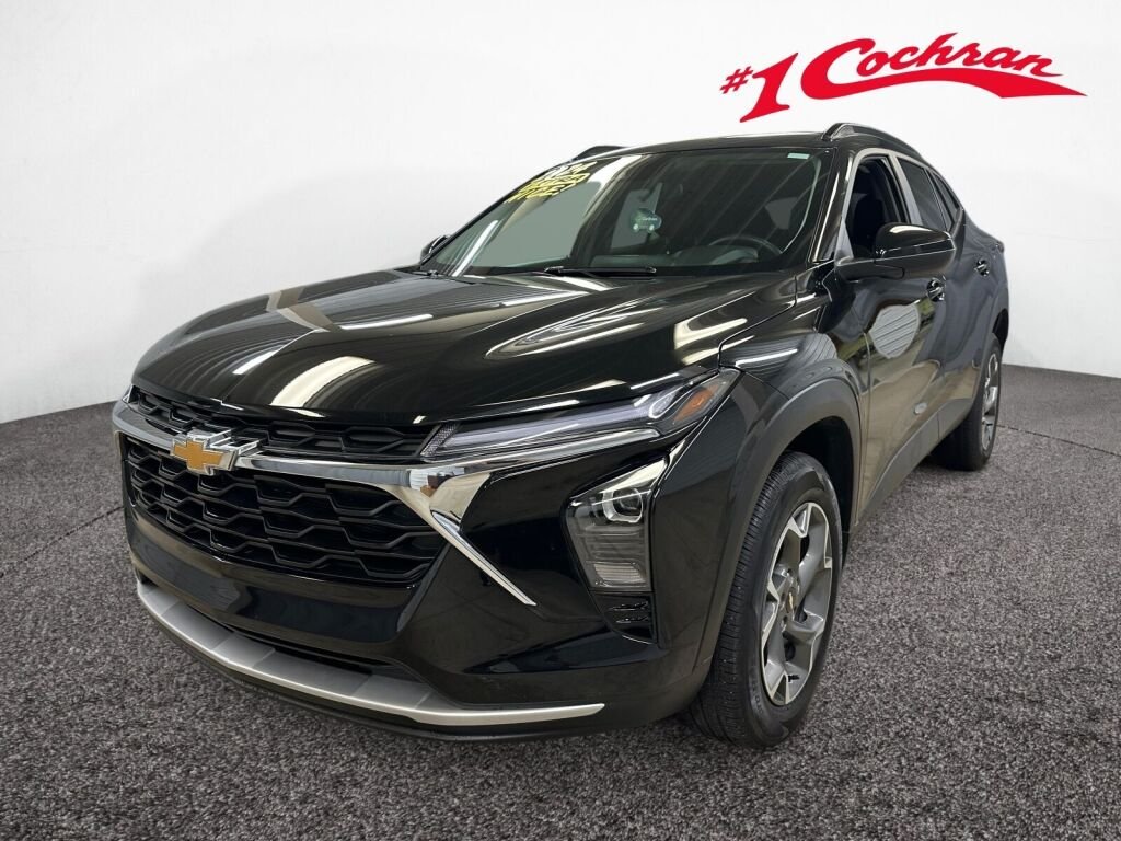 2024 Chevrolet Trax LT - Photo 32
