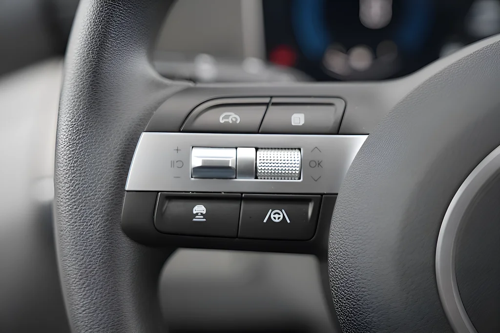 Used 2026 Black Hyundai SEL image 68