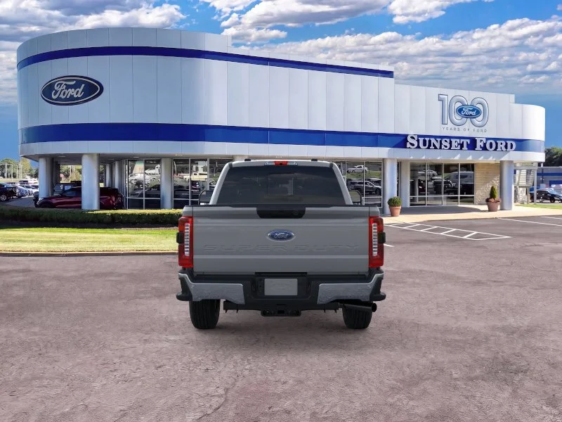 New 2026 Avalanche Ford XLT image 5