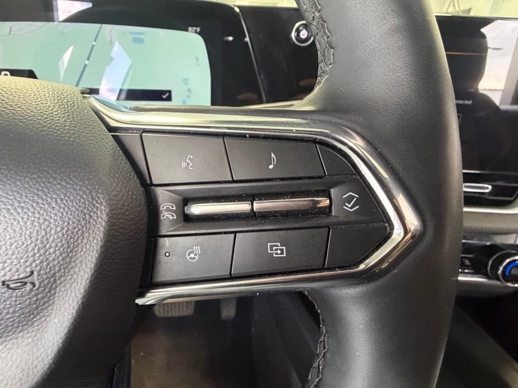 Used 2025 Cacti Green Chevrolet LT image 41