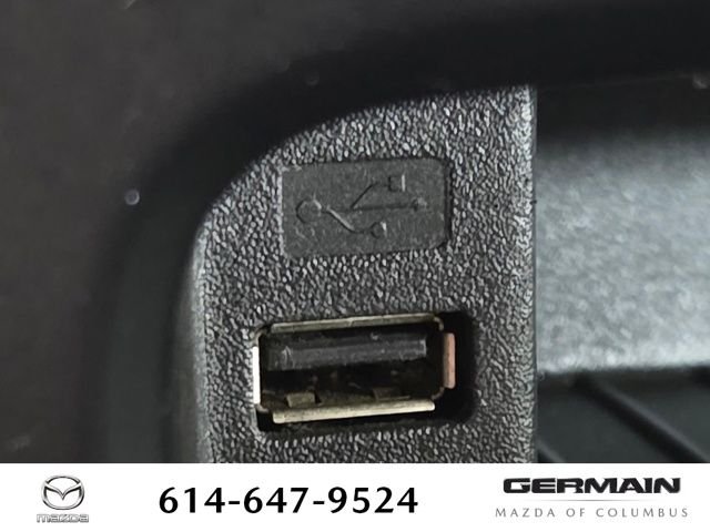 Used 2017 White Ford SE image 33