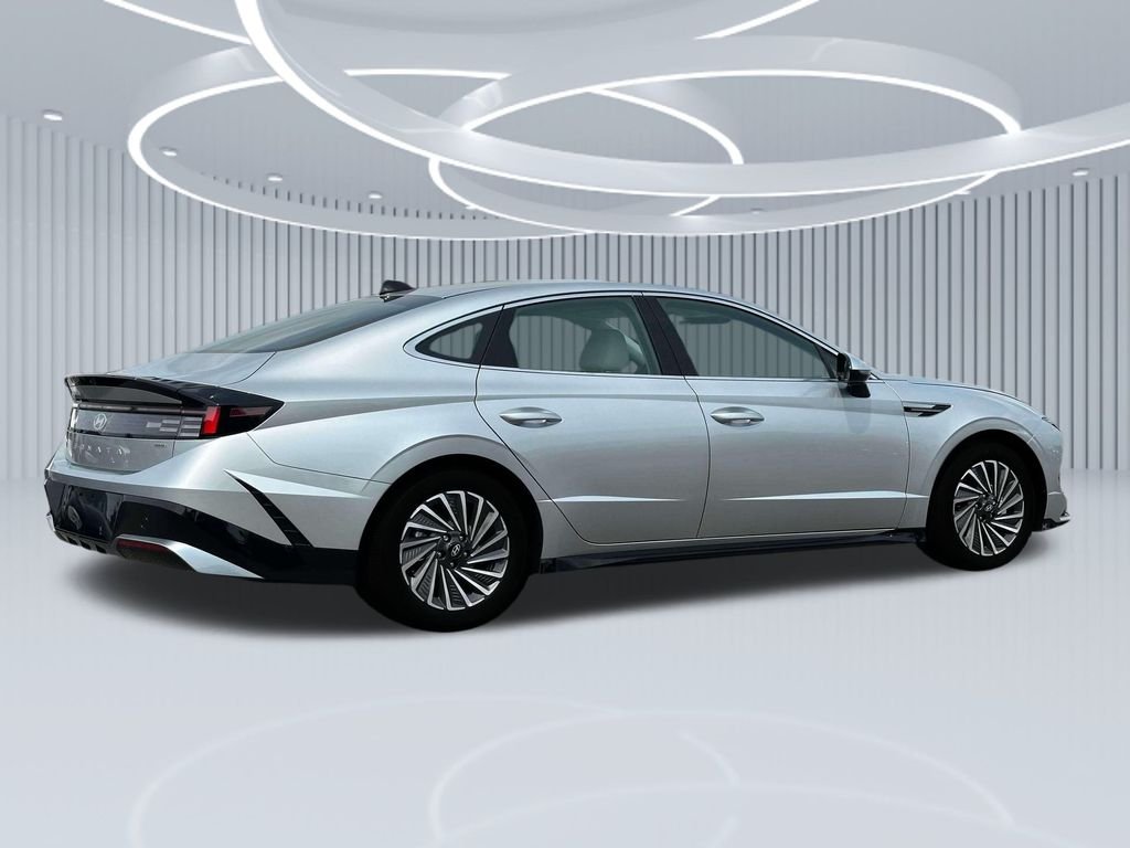 New 2025 Silver Hyundai Limited image 27