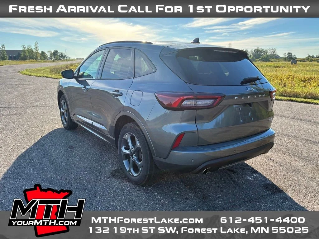 Certified Used 2024 Gray Ford ST-Line image 6