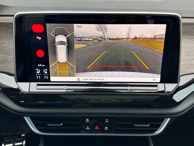 New 2026 Pure Gray Volkswagen 2.0T SEL Premium R-Line image 34