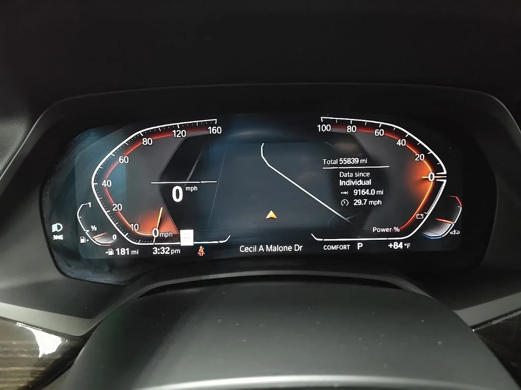 Used 2021 Gray BMW xDrive40i image 24