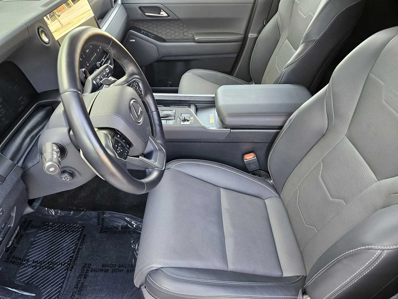 Certified Used 2025 NORI GREEN PEARL Lexus Luxury+ image 8
