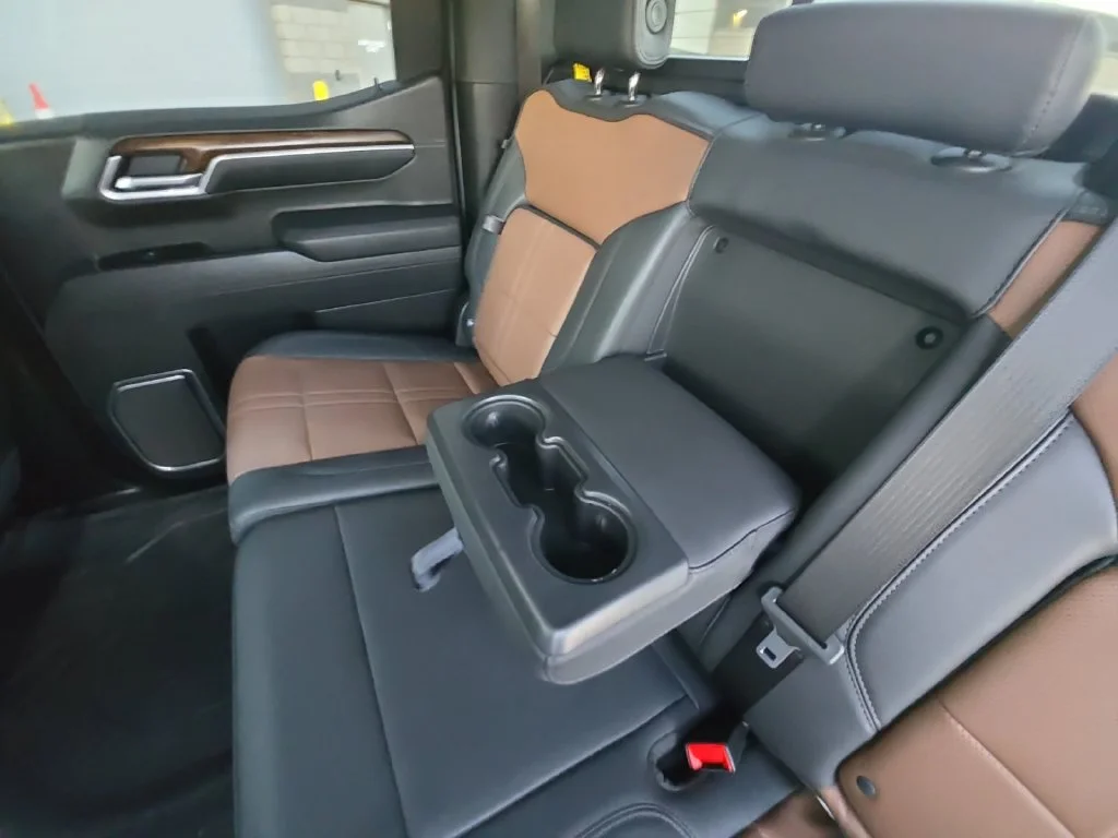 Used 2025 Beige Chevrolet High Country image 35