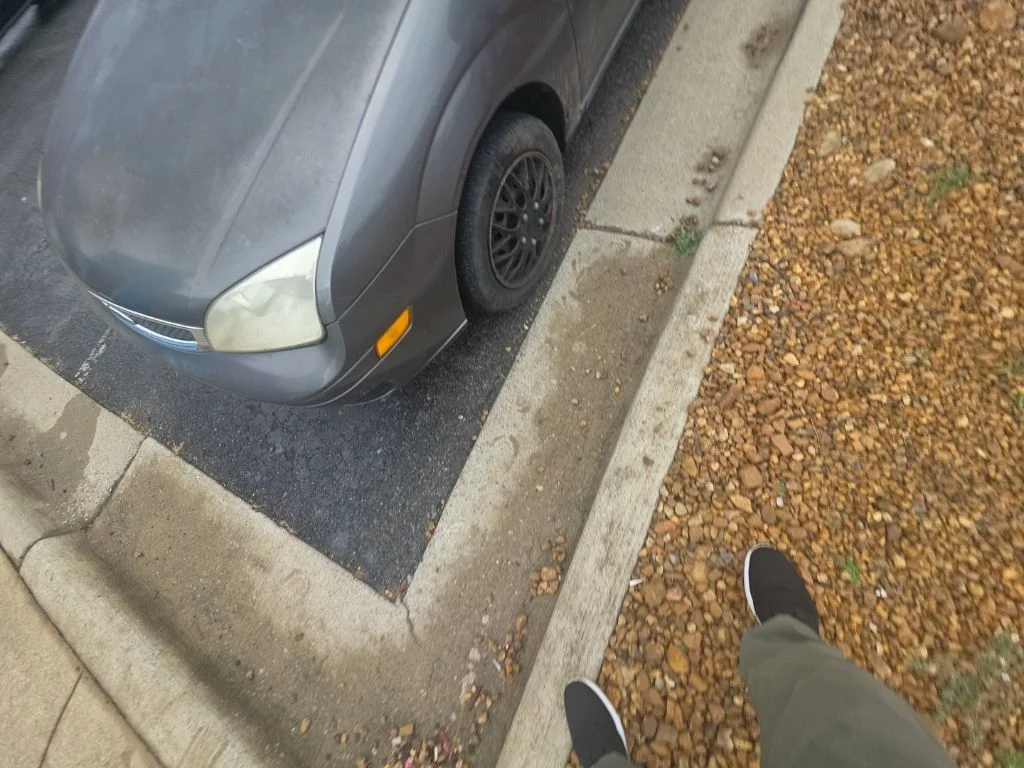 Used 2007  Ford SE image 2
