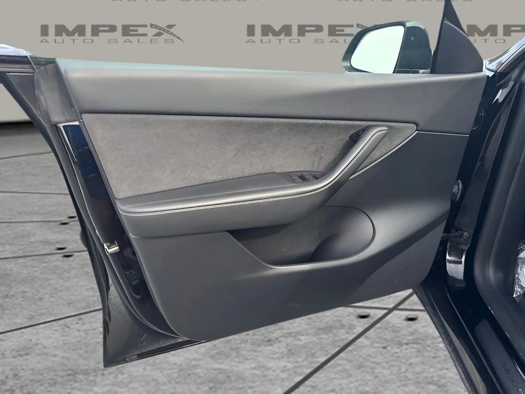 Used 2022 Black Tesla Performance image 21
