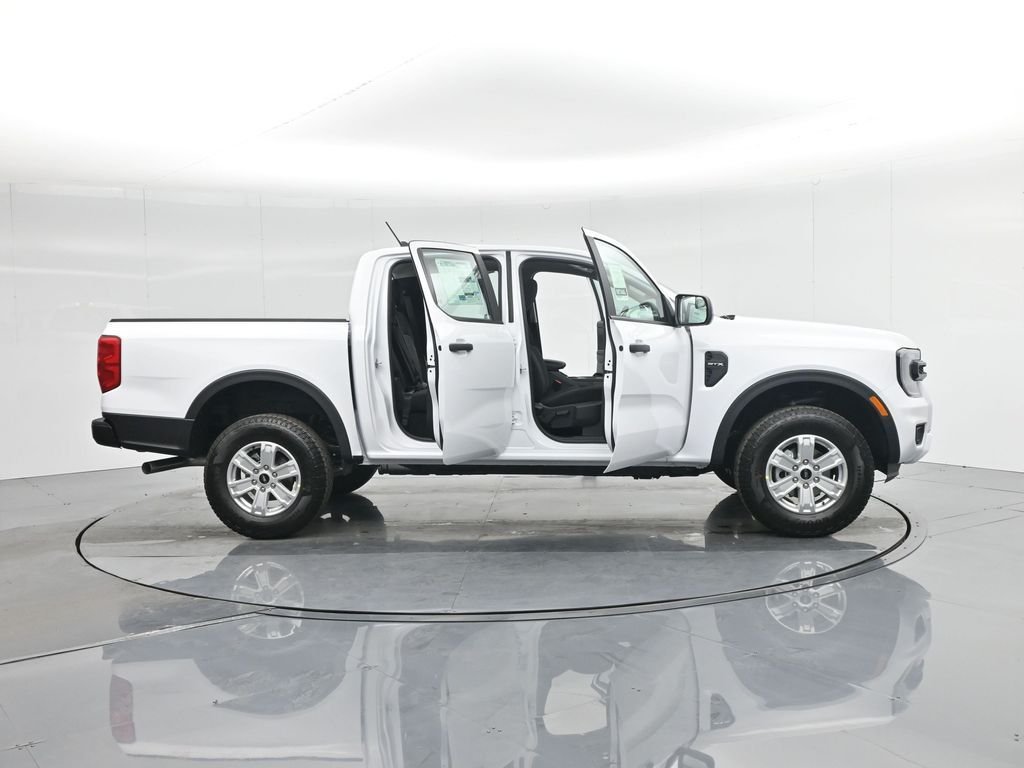 New 2025 White Ford XL image 4