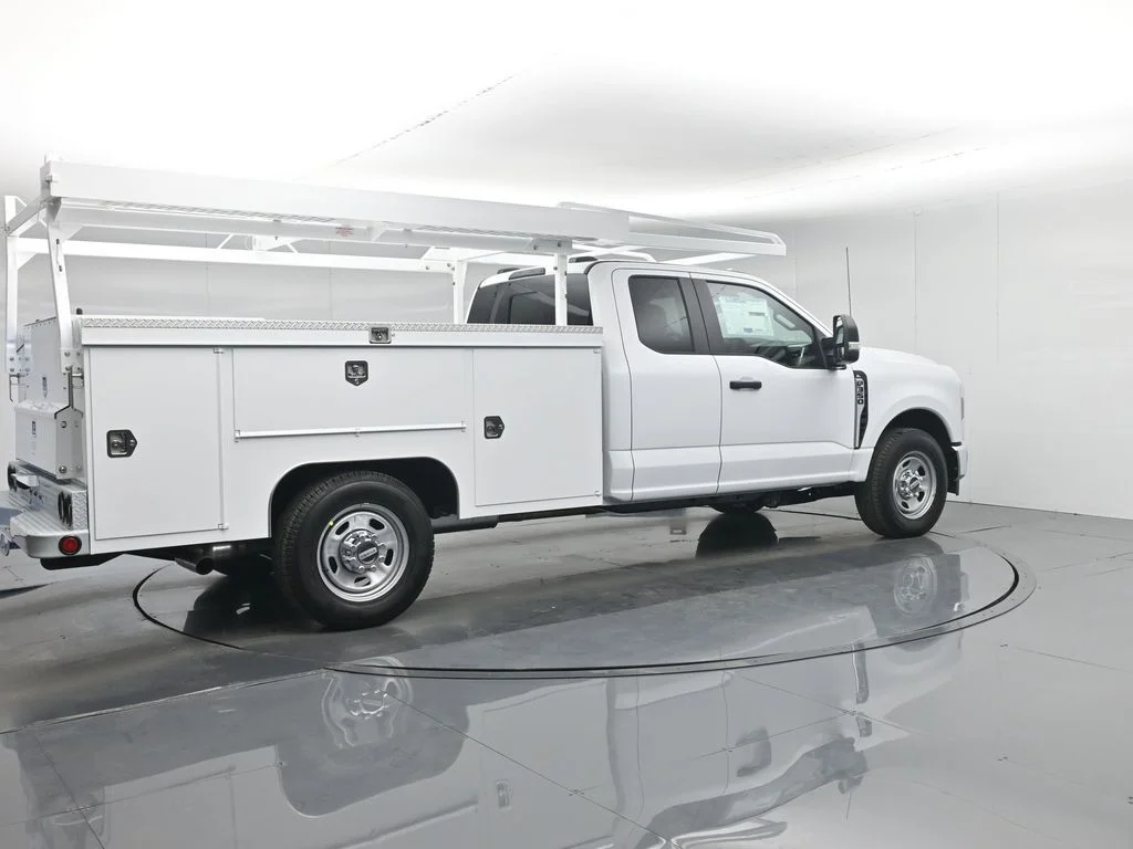 New 2026 White Ford XL image 36