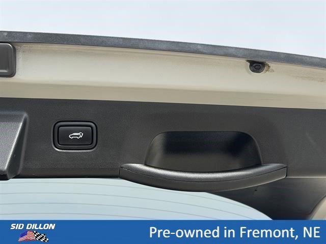 Used 2023 Shimmering Silver Hyundai SEL image 6