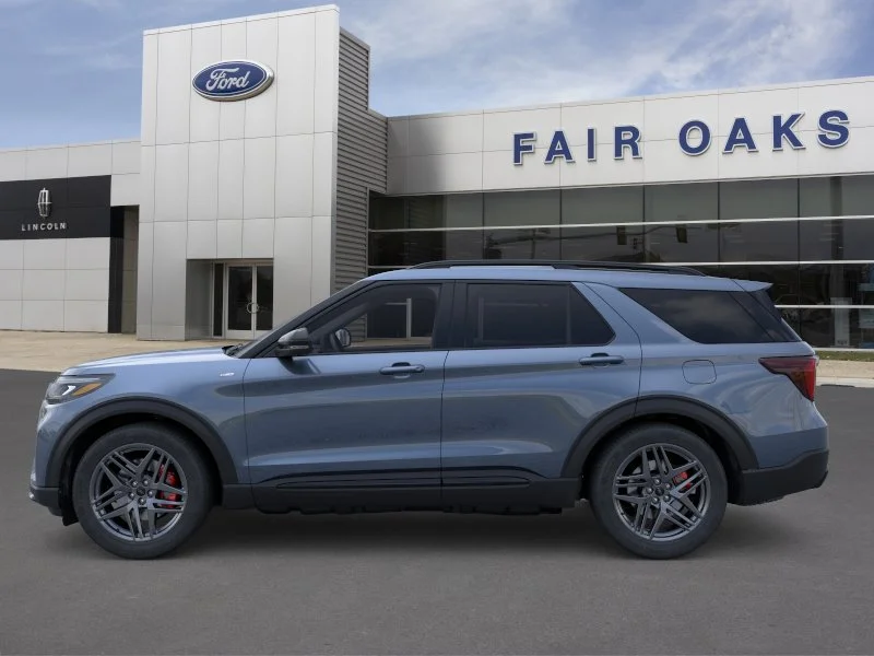New 2026 Vapor Blue Metallic Ford ST-Line image 3