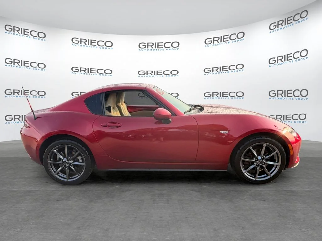Used 2018 Red Mazda Grand Touring image 8