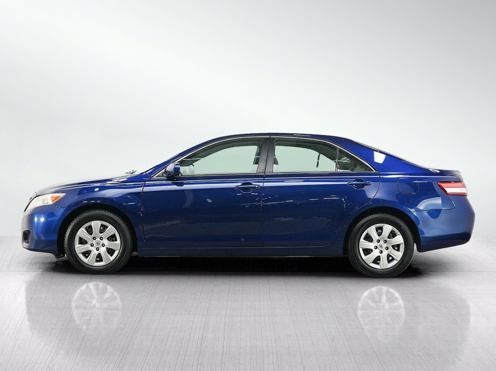 Used 2011 Toyota Camry LE with VIN 4T1BF3EK1BU588436 for sale in South Saint Paul, MN