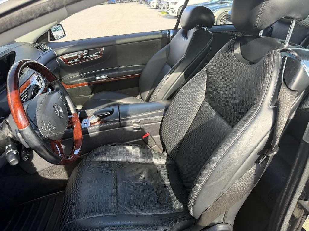 Used 2013 Black Mercedes-Benz CL 550 image 5