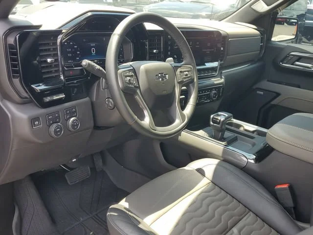 Used 2025 Cypress Gray Chevrolet ZR2 image 6