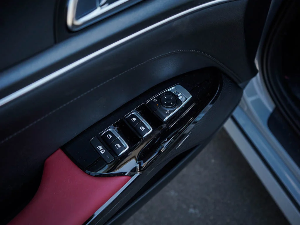 New 2026 Aurora Black Pearl Kia GT-Line AWD image 17