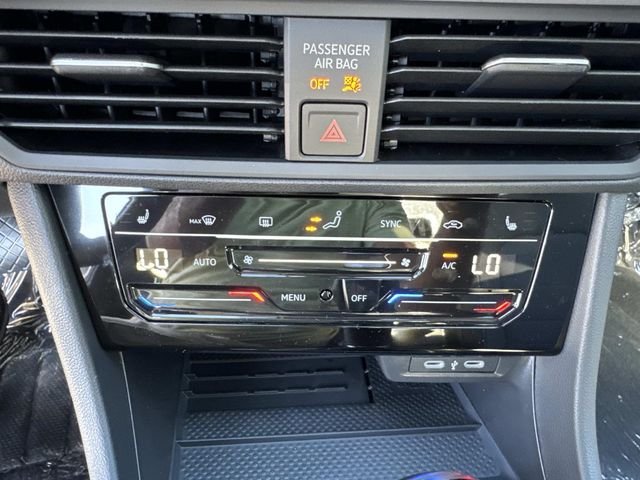 2026 Volkswagen Jetta SE - Photo 9