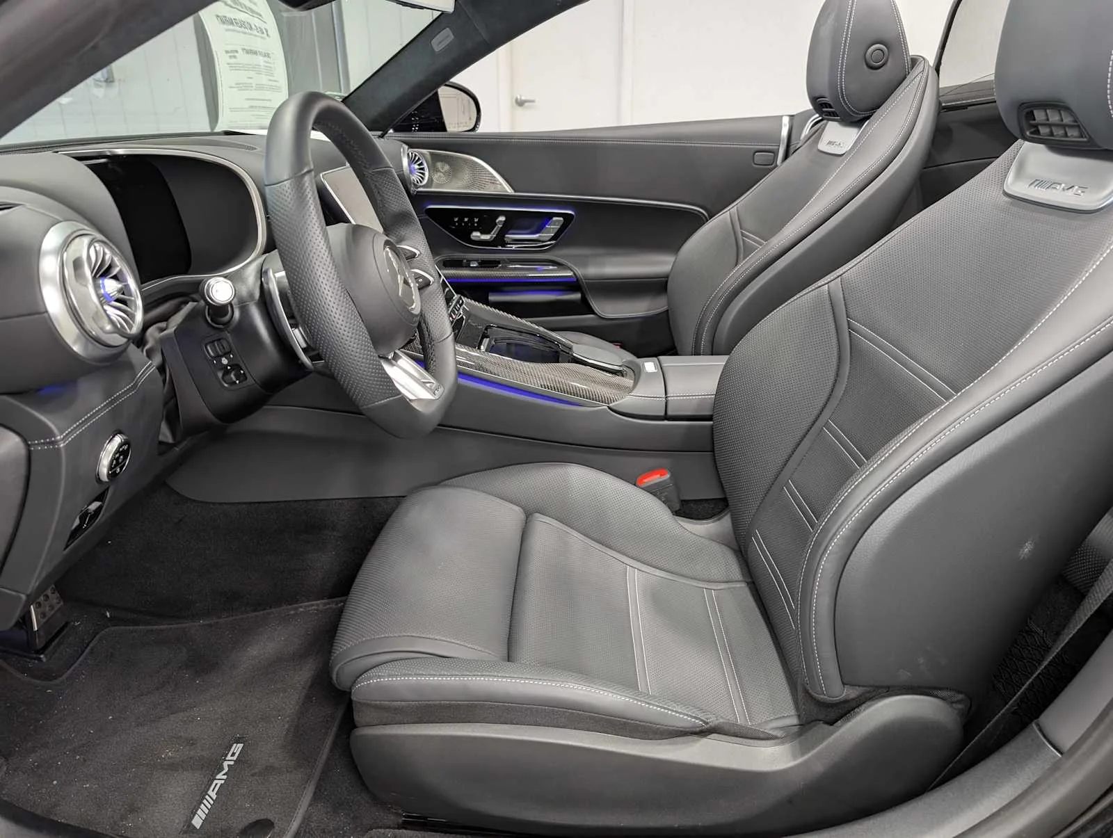Used 2022 Obsidian Black Metallic Mercedes-Benz AMG® SL 63 image 5