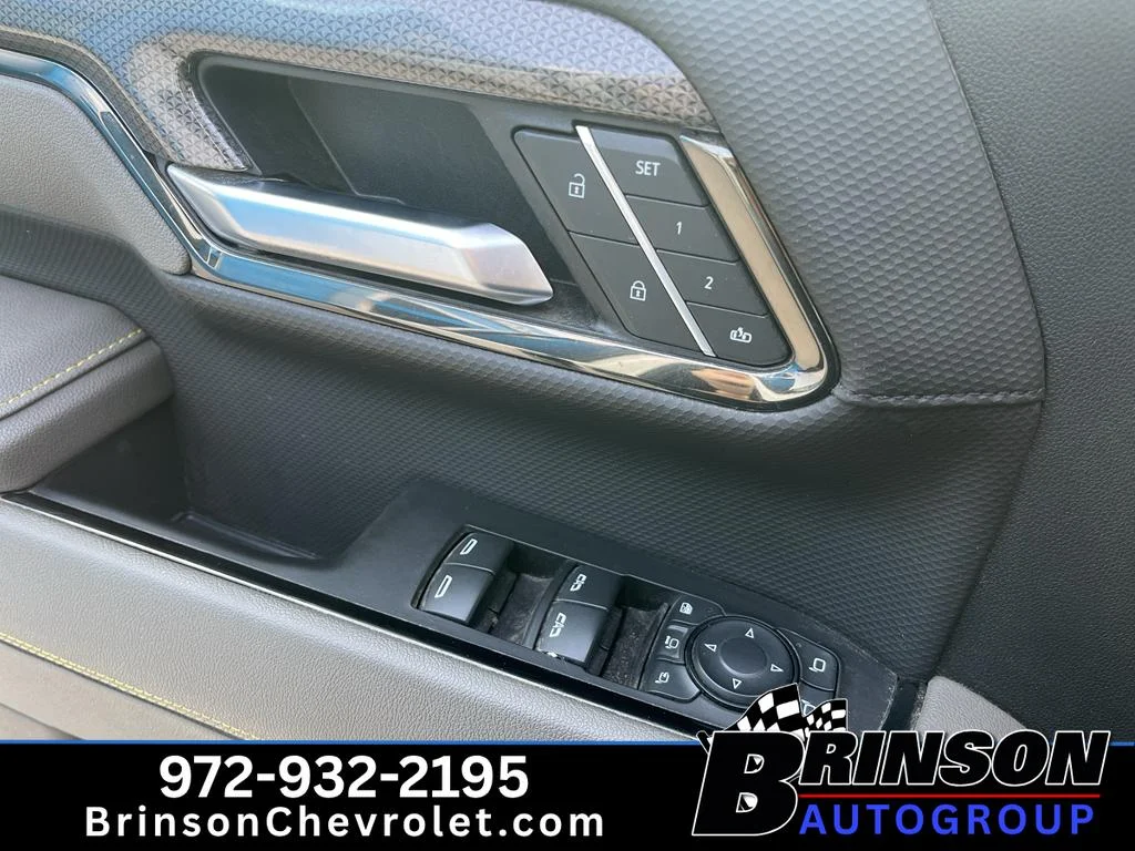 Used 2025 Summit White Chevrolet ZR2 image 14