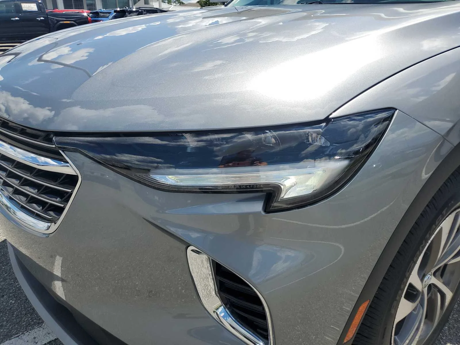 Used 2023 MOONSTONE GRAY METALLIC Buick Essence image 13
