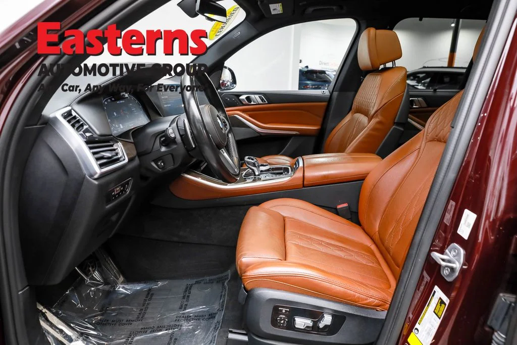 Used 2022 Red BMW M50i image 14