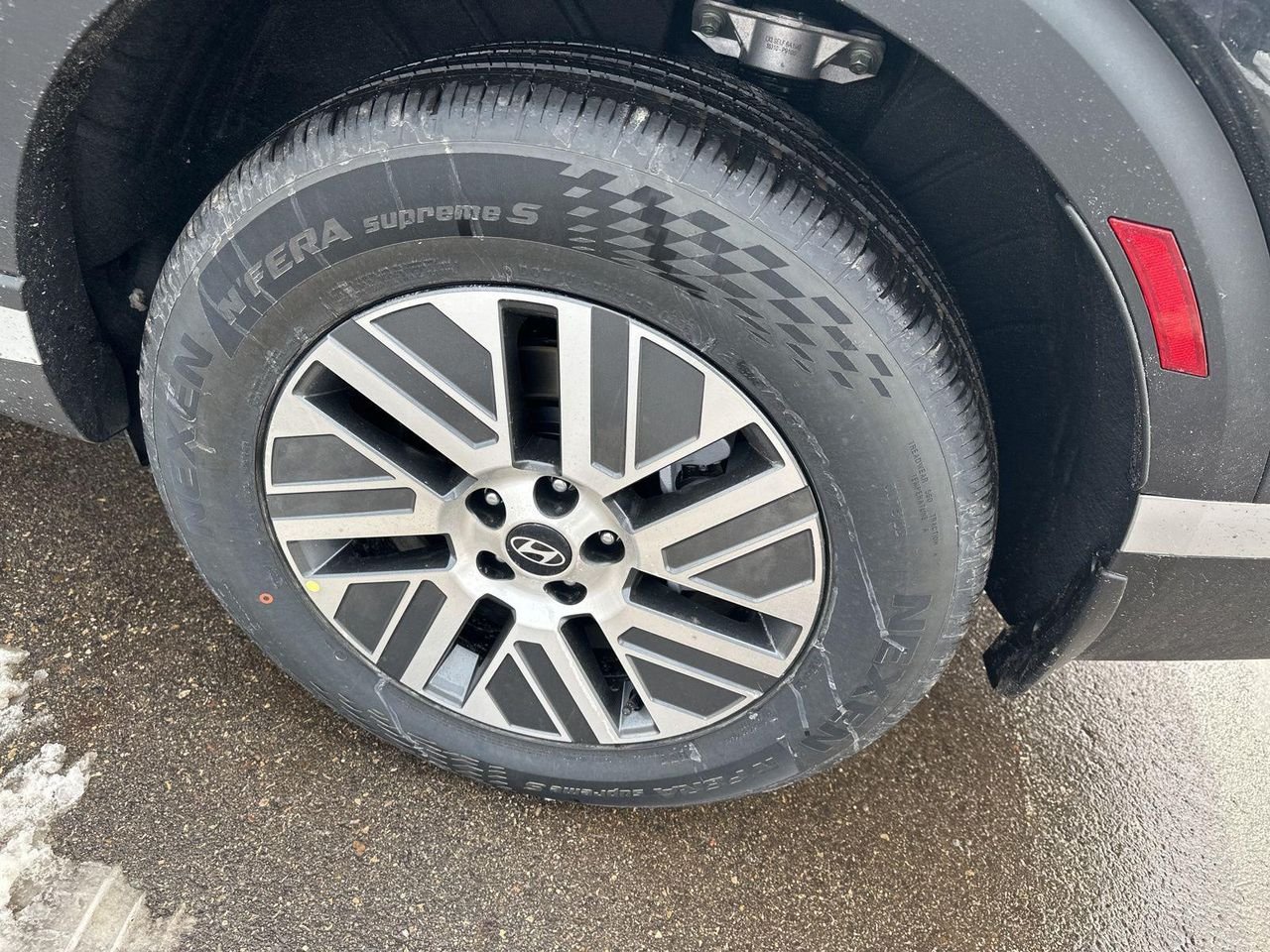 New 2026 Black Hyundai SEL Premium 7P image 87