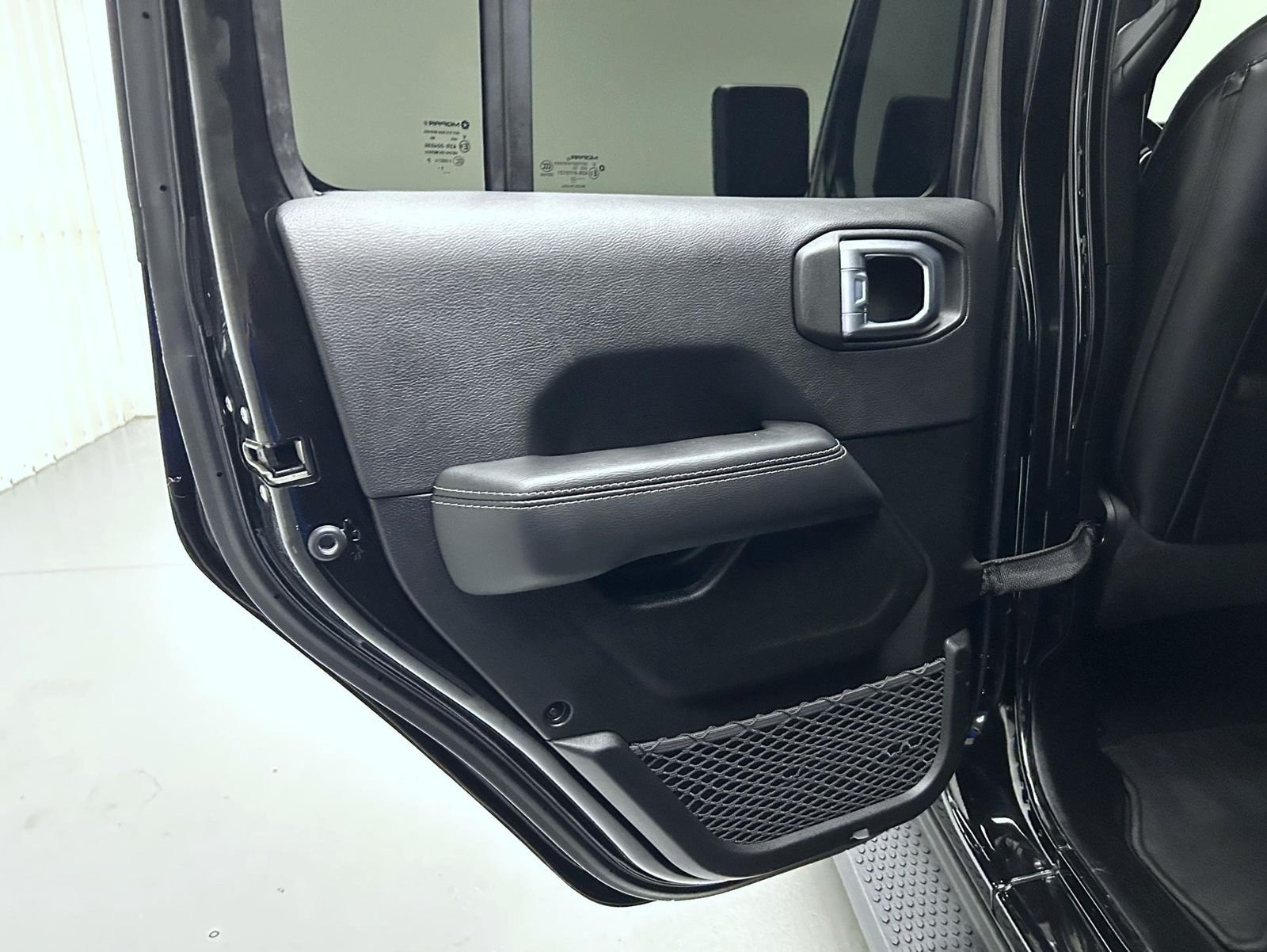 Used 2022 Black Jeep Unlimited Sahara 4xe image 20