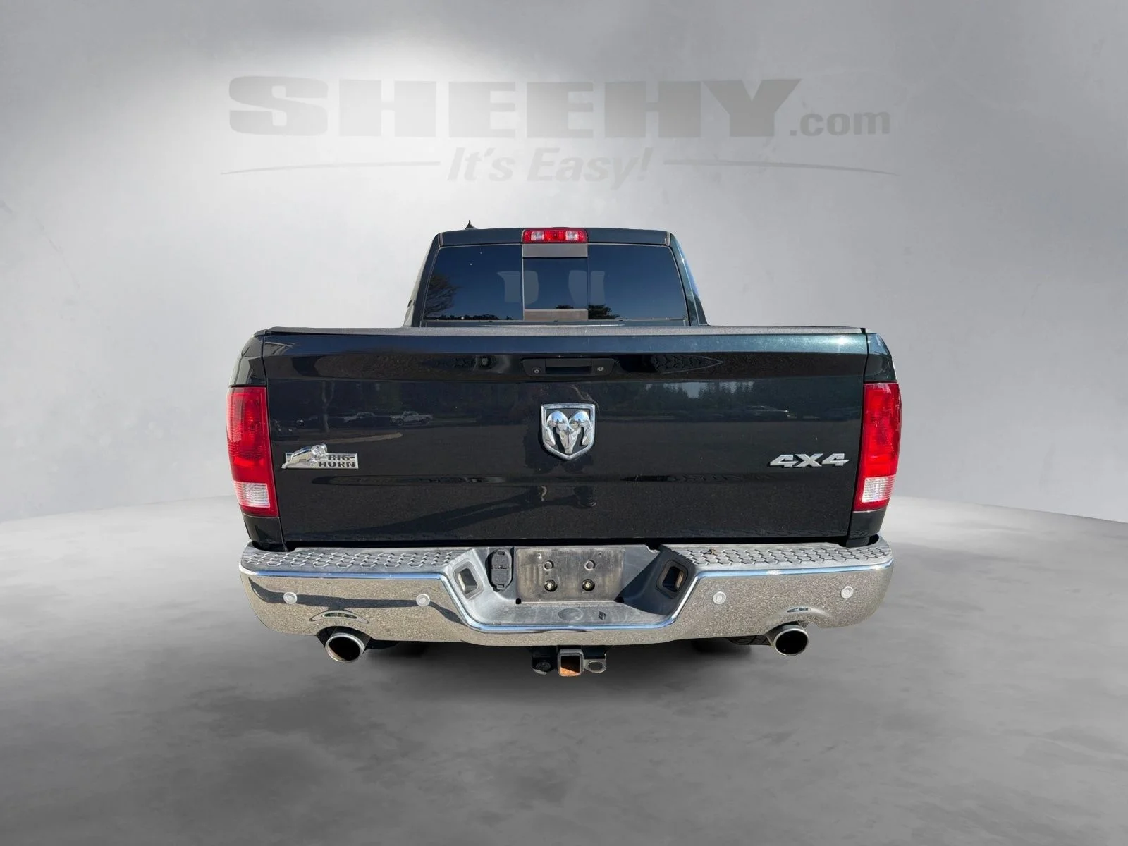 Used 2016 Black Forest Green Pearlcoat Ram Big Horn image 17