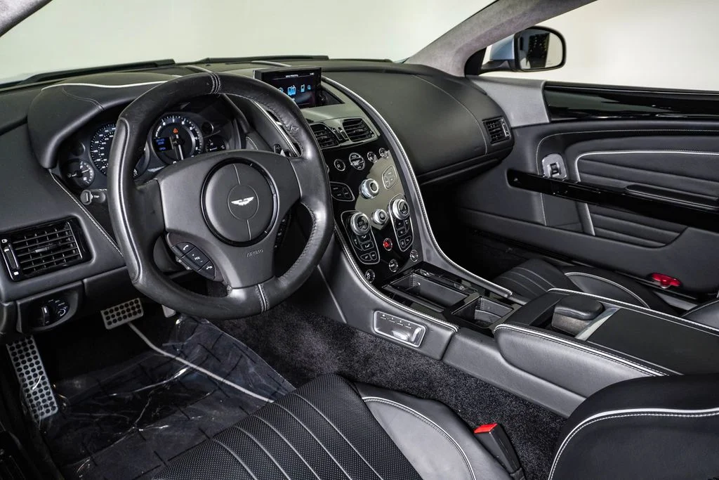 Used 2016 Skyfall Silver Aston Martin GT image 24