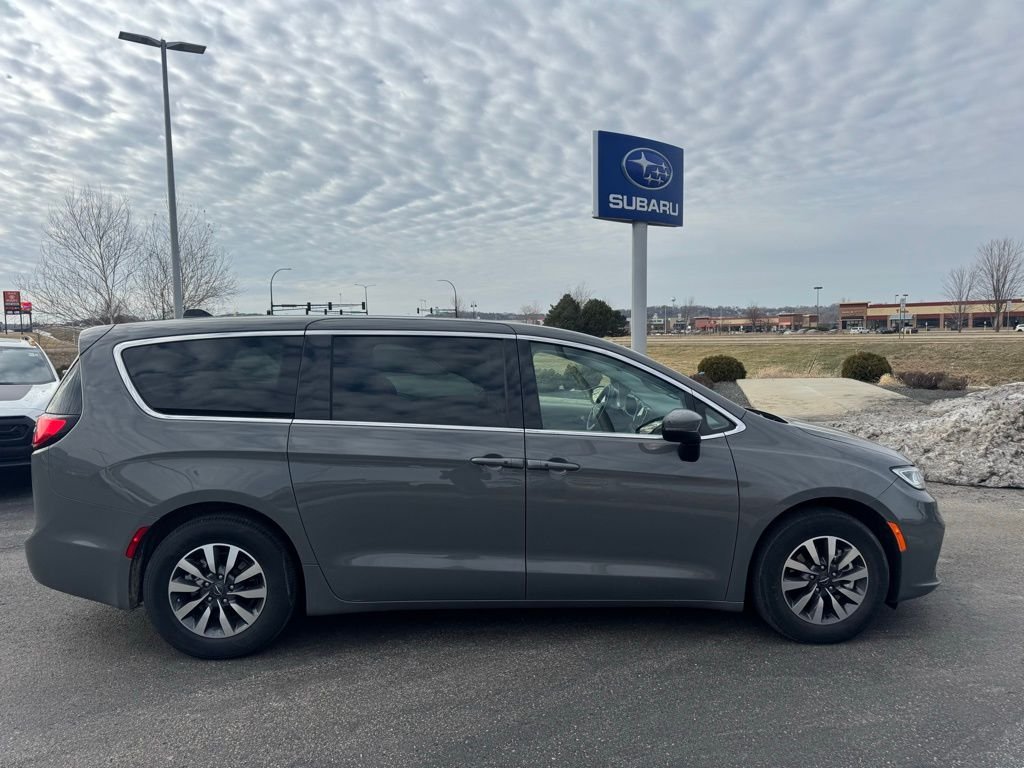 Used 2023 Chrysler Pacifica Hybrid Touring L with VIN 2C4RC1L70PR618058 for sale in Rochester, Minnesota