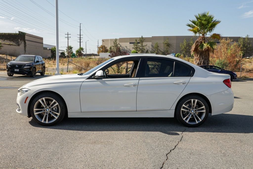 Used 2016 White BMW 328i image 6