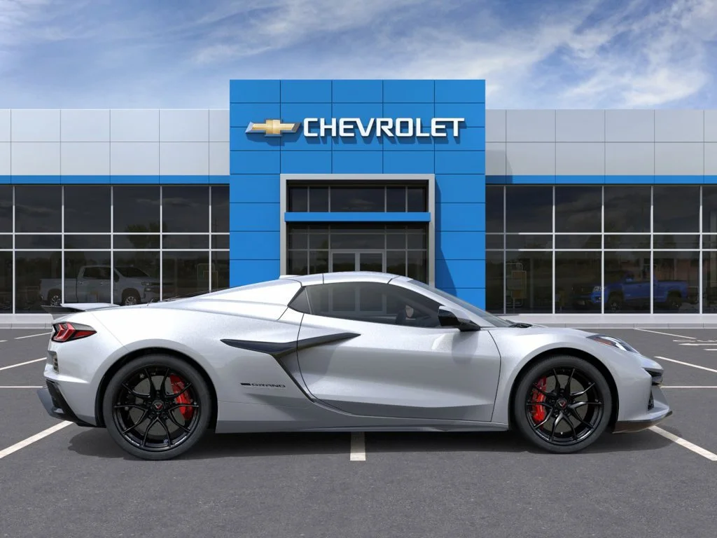 New 2027 Blade Silver Metallic Chevrolet 3LT image 5